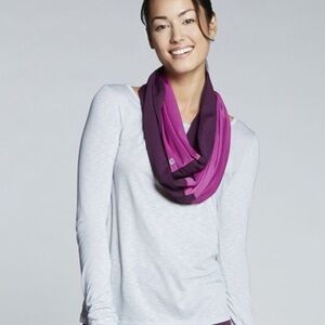 Fabletics infinity Scarf NWT